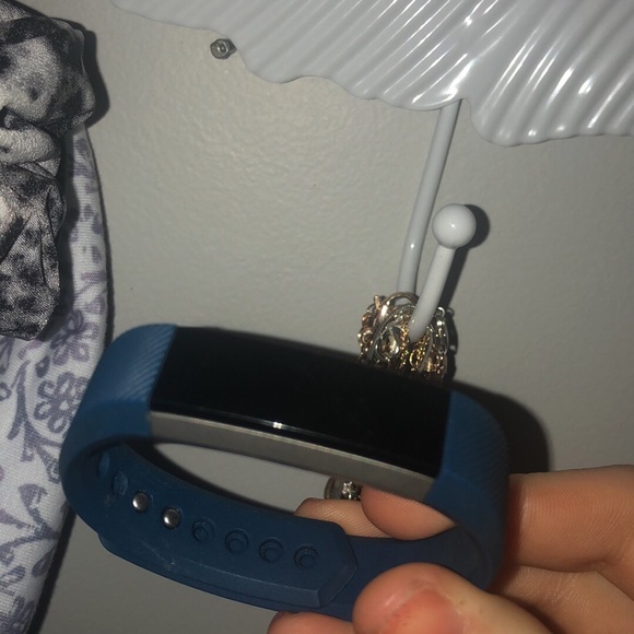 Fitbit - Picture 3 of 4